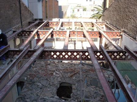 Demolition in Llull st._06